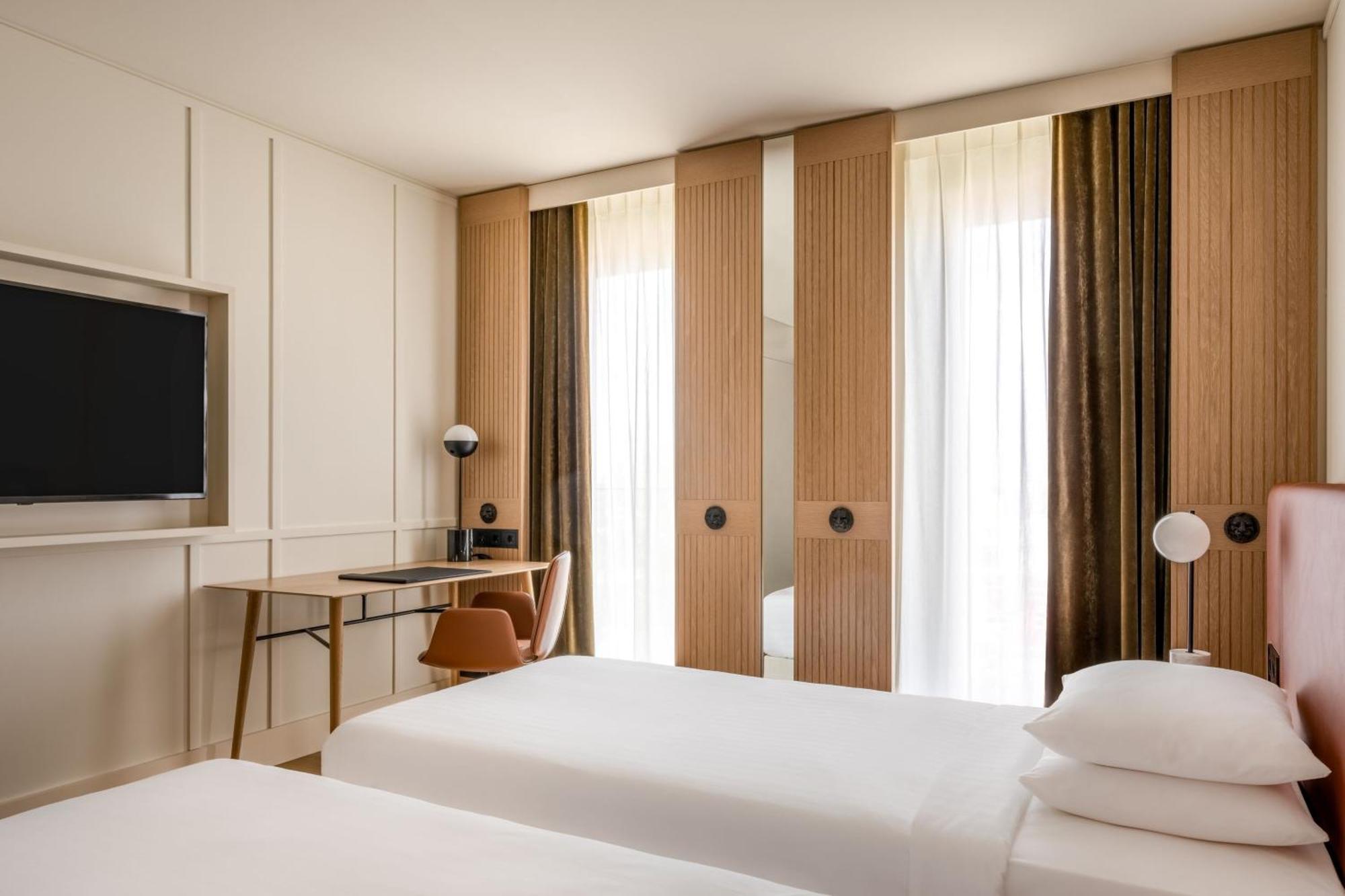 Deluxe Twin Room,1543745704:JPEG