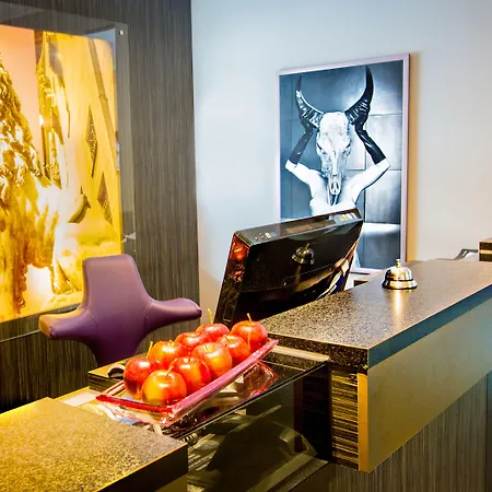 Munich Deluxe Hotel-3